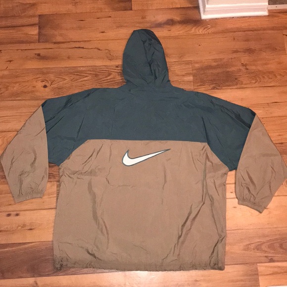 Nike Other - VINTAGE NIKE WINDBREAKER